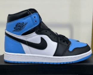 NIKE AIR JORDAN 1 HIGH OG UNC