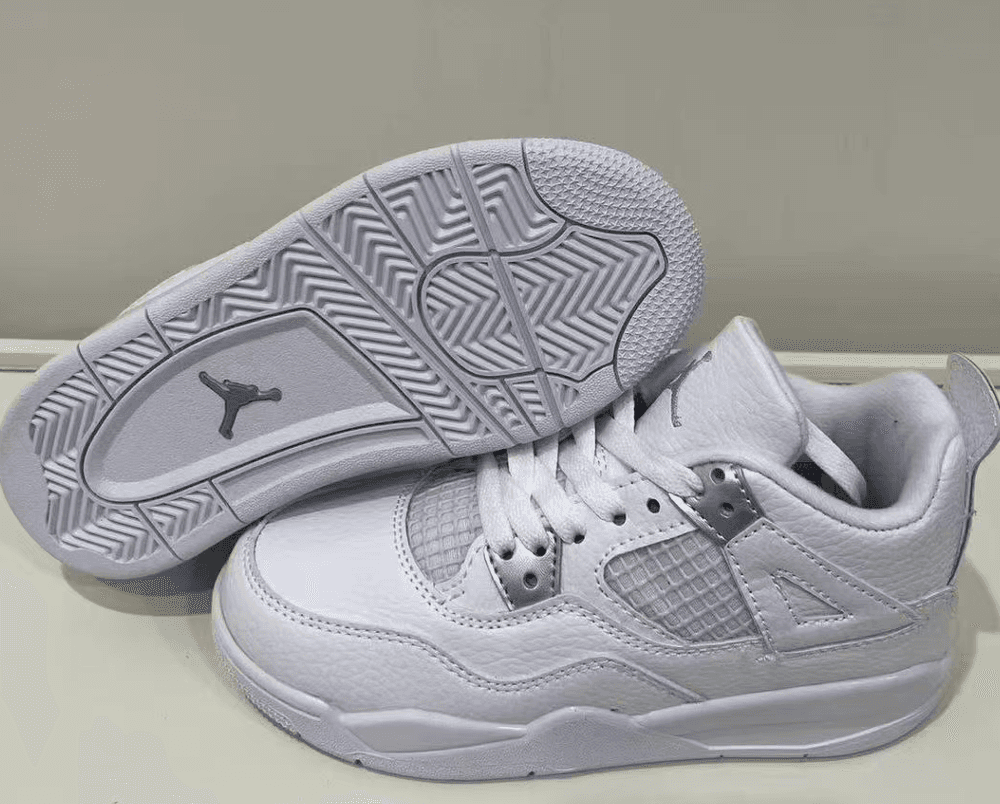 NIKE AIR JORDAN RETRO 4 WHITE